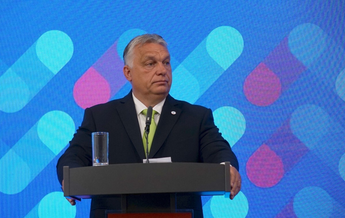 Viktor Orban: Będziemy zaopatrywać się w surowce z Rosji wiadomości,aktualności,wPolityce.pl Viktor Orban: Będziemy zaopatrywać się w surowce z Rosji