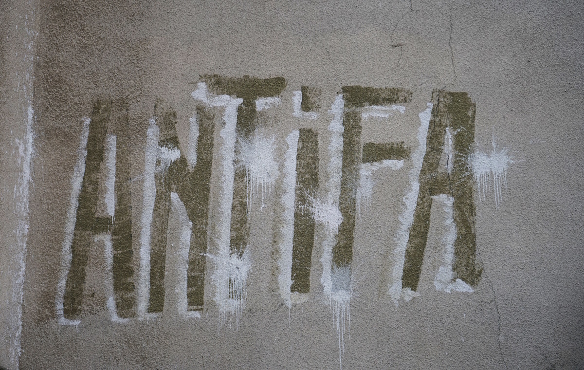 Węgierski rząd uznał Antifę za organizację terrorystyczną!