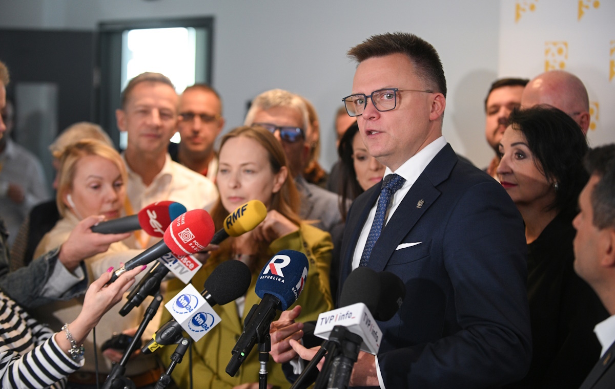 Hołownia ogłosił przełomową decyzję! „Przekazuję pałeczkę"