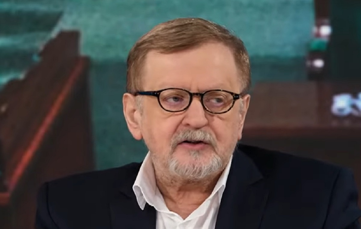 TYLKO U NAS. Janecki: Hołownia buduje "inną trzecią drogę"