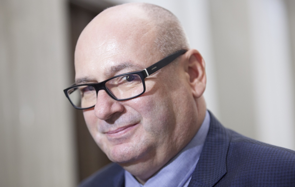 Zgorzelski explains himself for voting against the government!