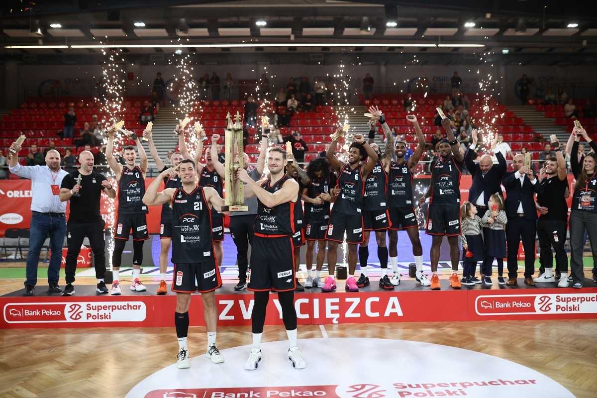 Koszykarzy PGE Start Lublin z pierwszym trofeum wiadomości,aktualności,wPolityce.pl Koszykarzy PGE Start Lublin z pierwszym trofeum