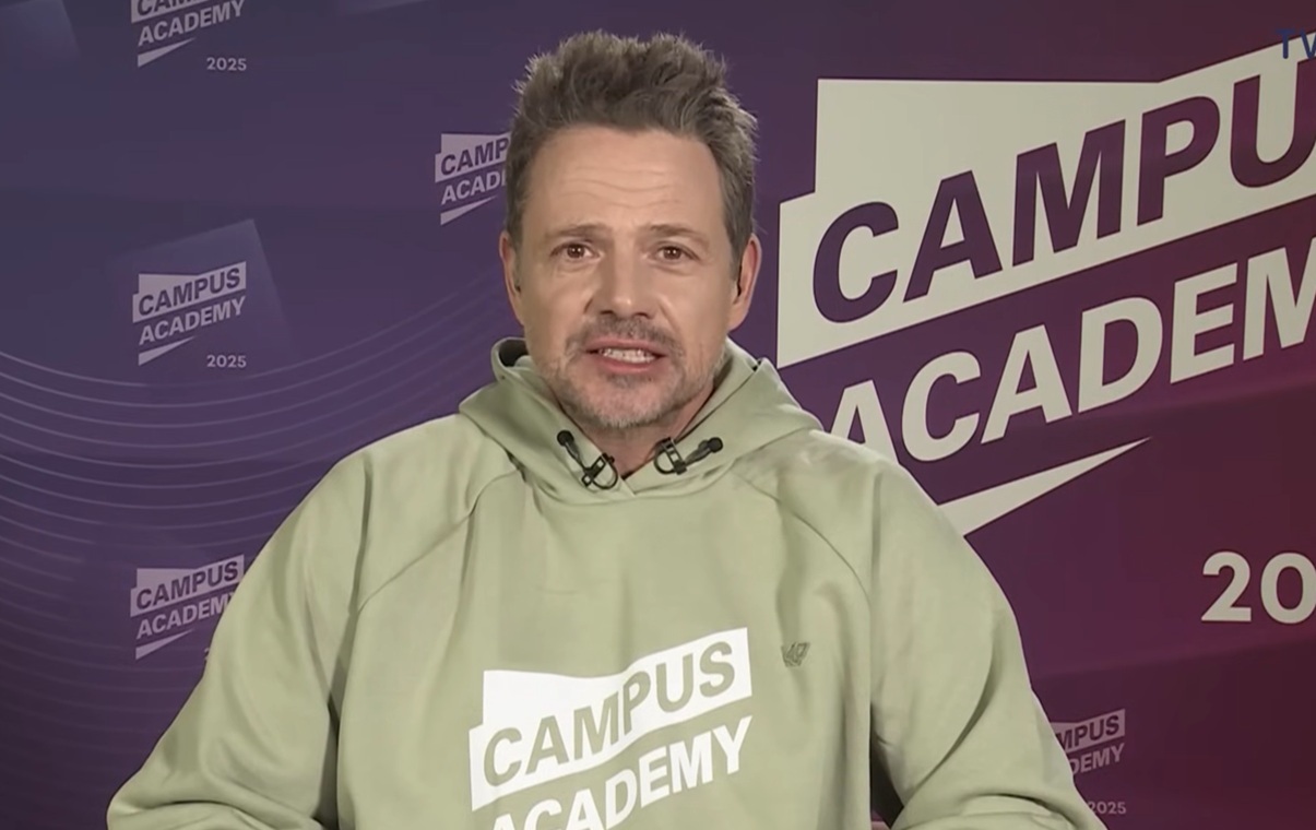 Trzaskowski w neo-TVP podgryza Hołownię i atakuje prezydenta