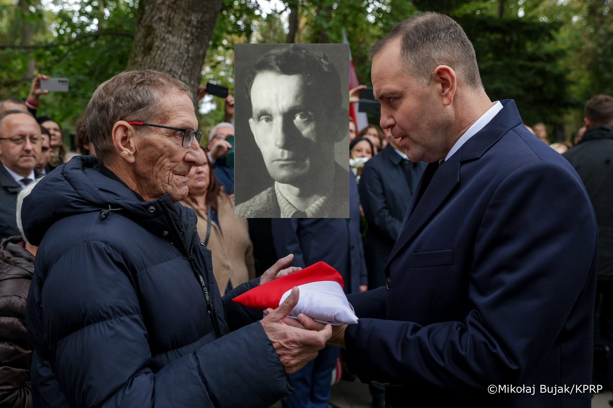 wiadomości,aktualności,wPolityce.pl Sergiusz Piasecki wrócił do Polski. Nigdy nie poznał syna