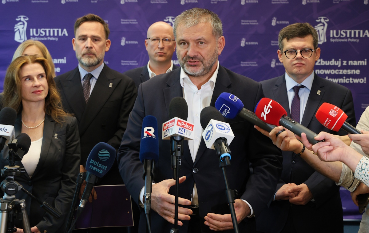 Losowanie sędziów. Gorąco na konferencji Żurka i "Iustitii"