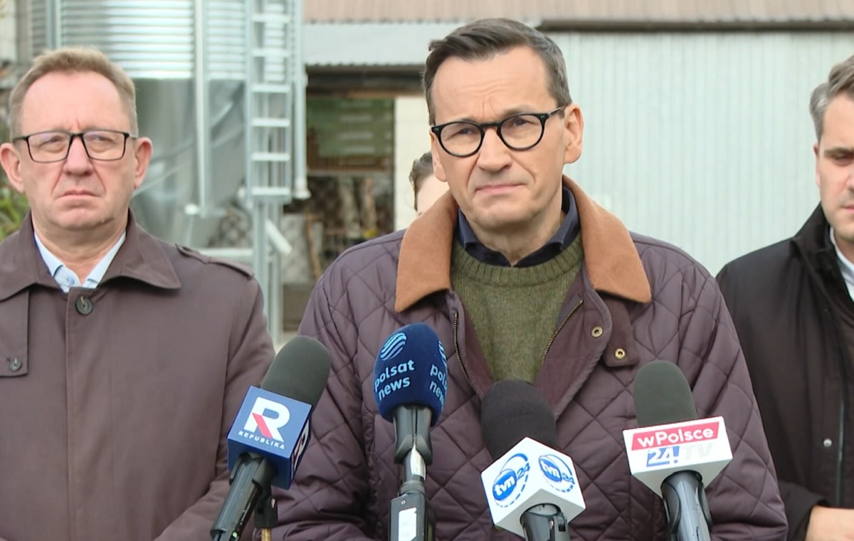 Morawiecki: Papryka gnije, a Tusk siedzi i pali cygara