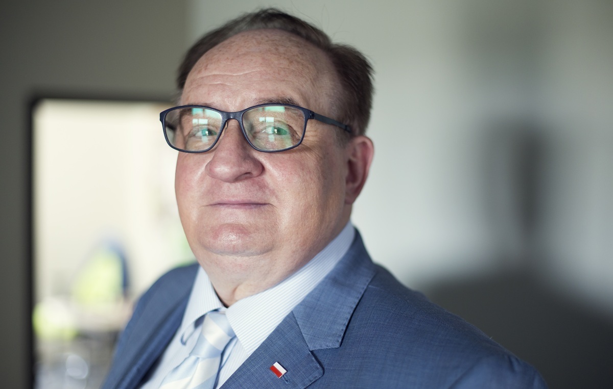 TYLKO U NAS. Saryusz-Wolski: Szefowa KE coraz słabsza wiadomości,aktualności,wPolityce.pl TYLKO U NAS. Saryusz-Wolski: Szefowa KE coraz słabsza