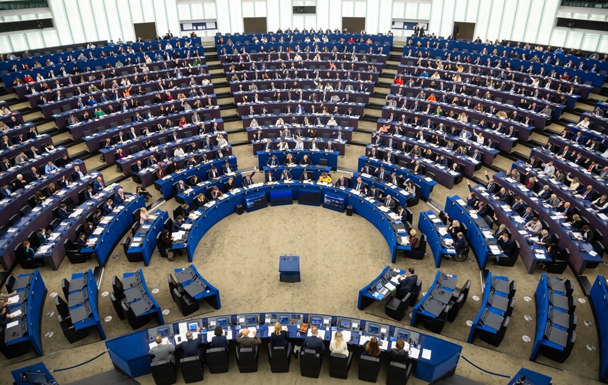 PE wzywa UE do zdecydowanej odpowiedzi na atak dronów Rosji! wiadomości,aktualności,wPolityce.pl PE wzywa UE do zdecydowanej odpowiedzi na atak dronów Rosji!