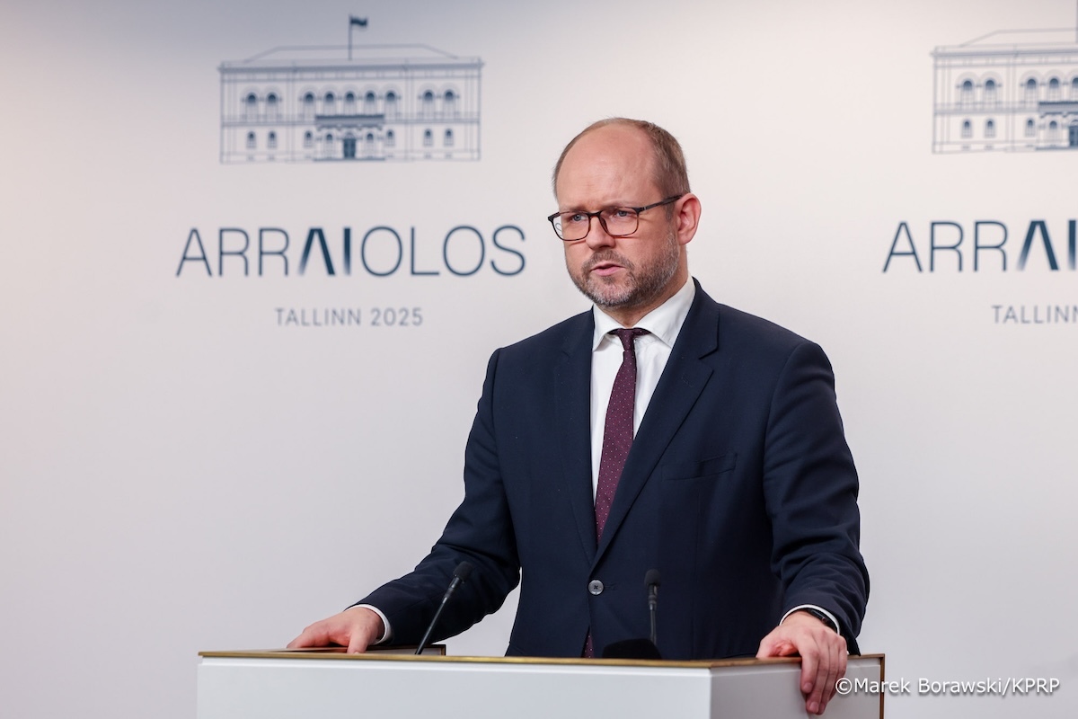 Przydacz: UE nie może rozkazywać suwerennym państwom