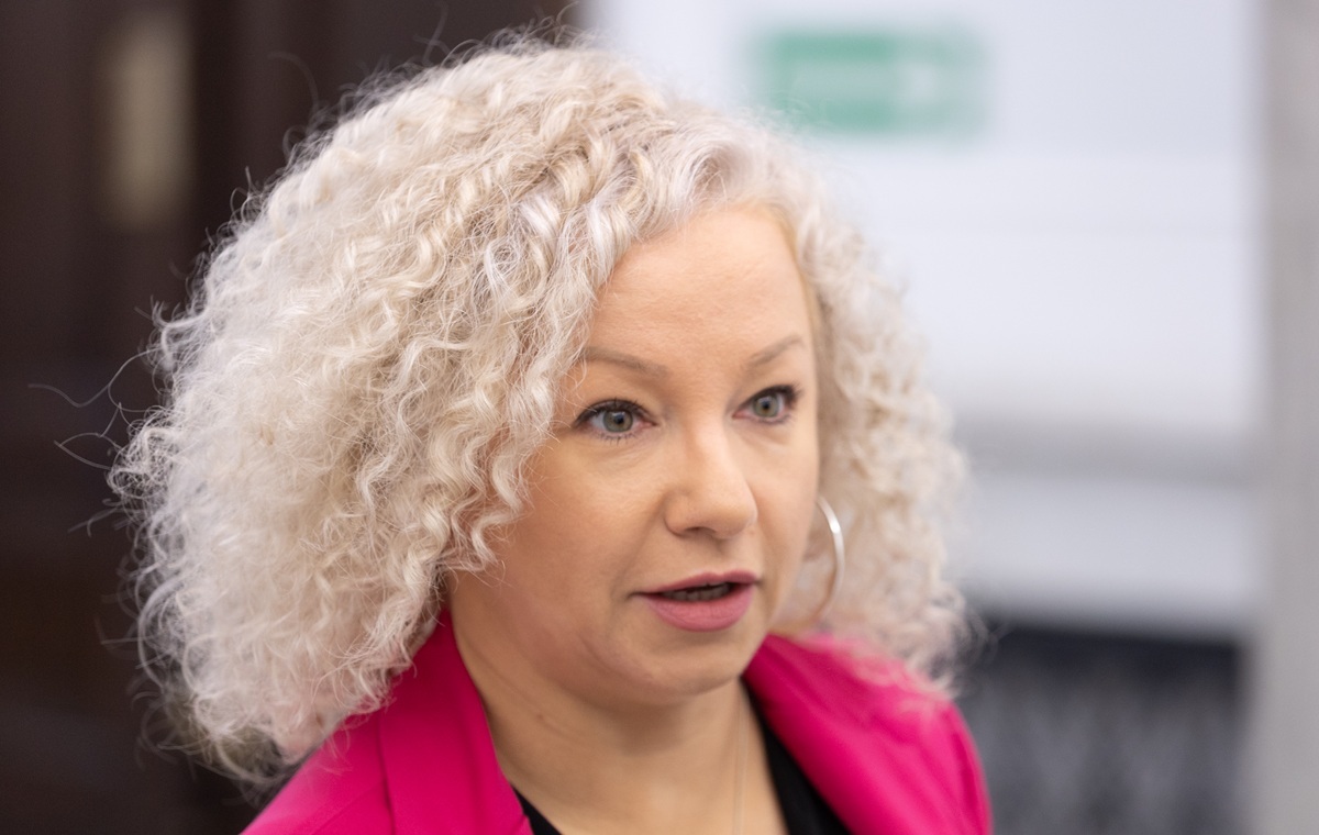 Kompromitacja! Kotula nie wiedziała, kto napisał hymn Polski