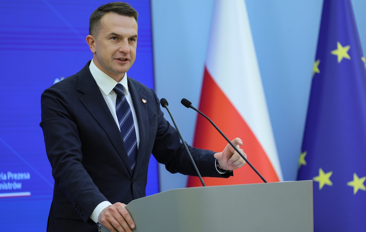 "Sukcesy" rządu. Szłapka: Poparto ograniczanie fajerwerków