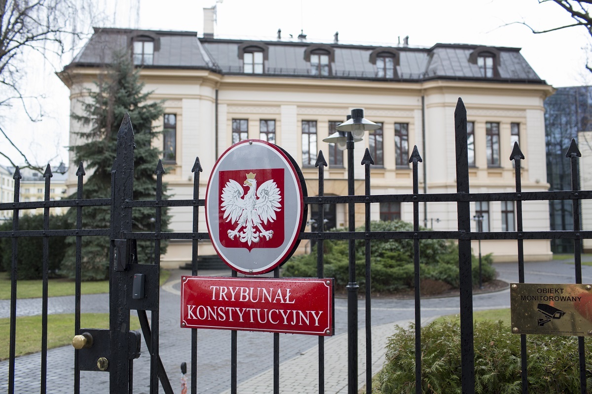 Papa i Żurek zaczęli grę o podporządkowanie sobie TK