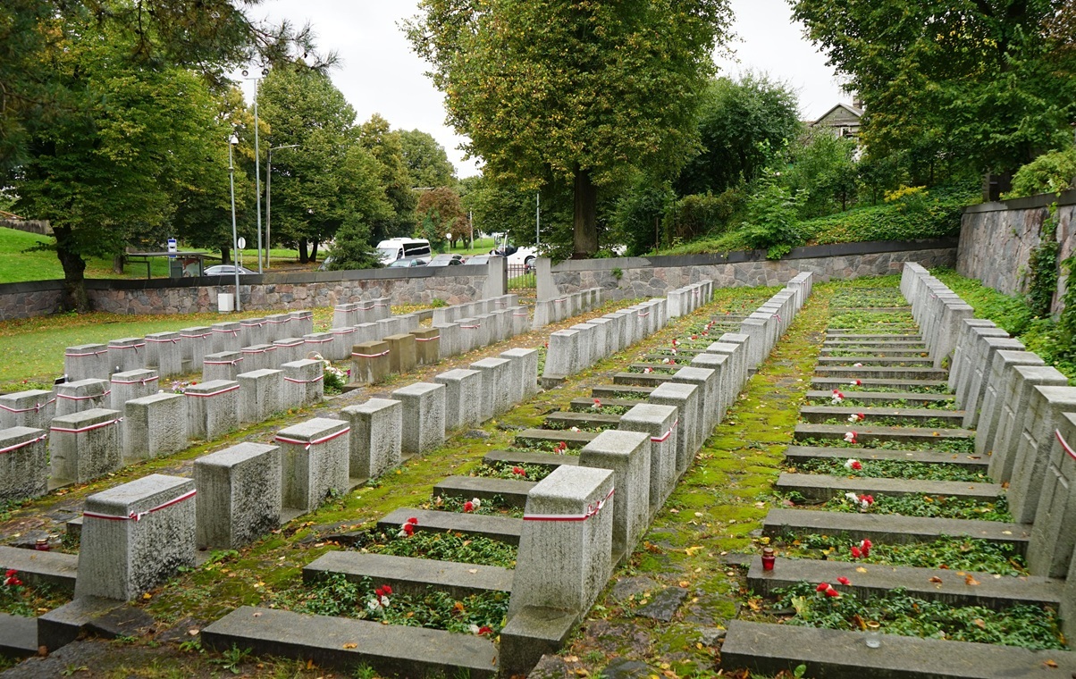 wiadomości,aktualności,wPolityce.pl Polacy oddali hołd Piłsudskiemu w Wilnie
