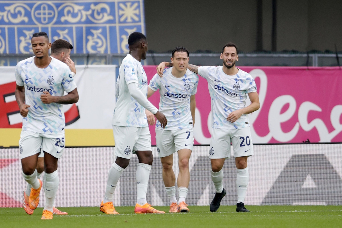 wiadomości,aktualności,wPolityce.pl Zieliński z cudownym golem! Inter pokonał Hellas Verona