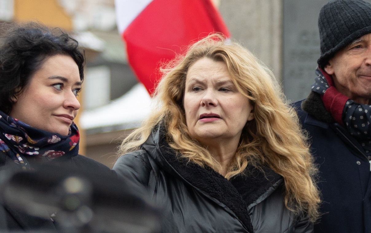 Пекарска приказывает Зиобро... Доказать свою невиновность