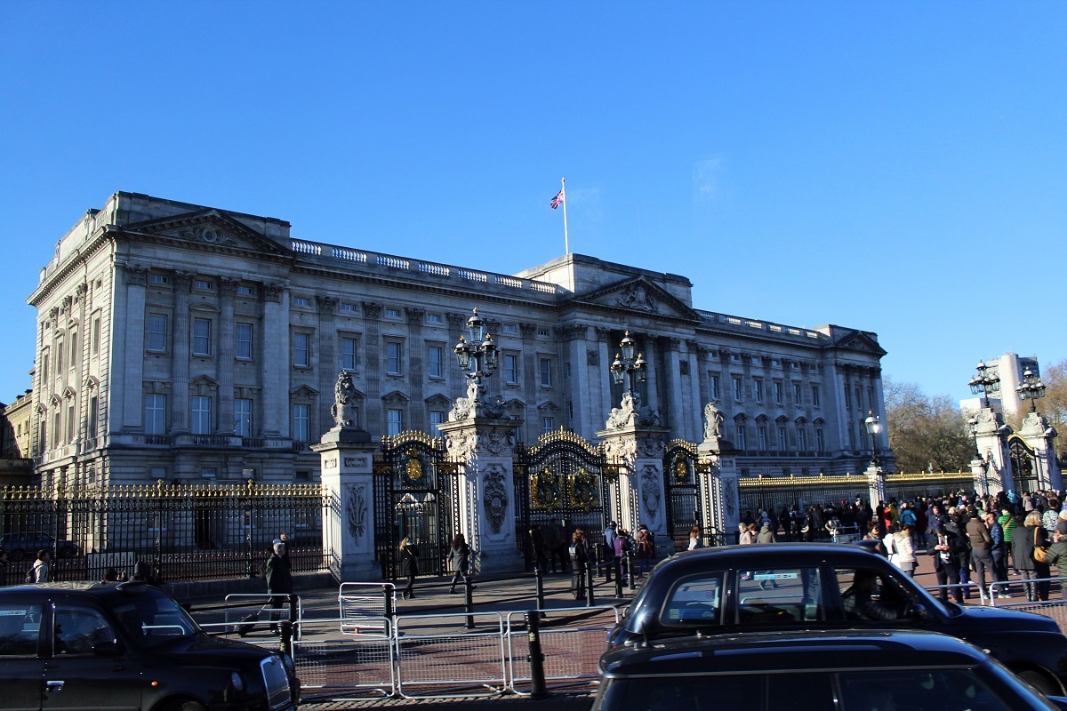 Karol III oficjalnie pozbawił swojego brata tytułu księcia