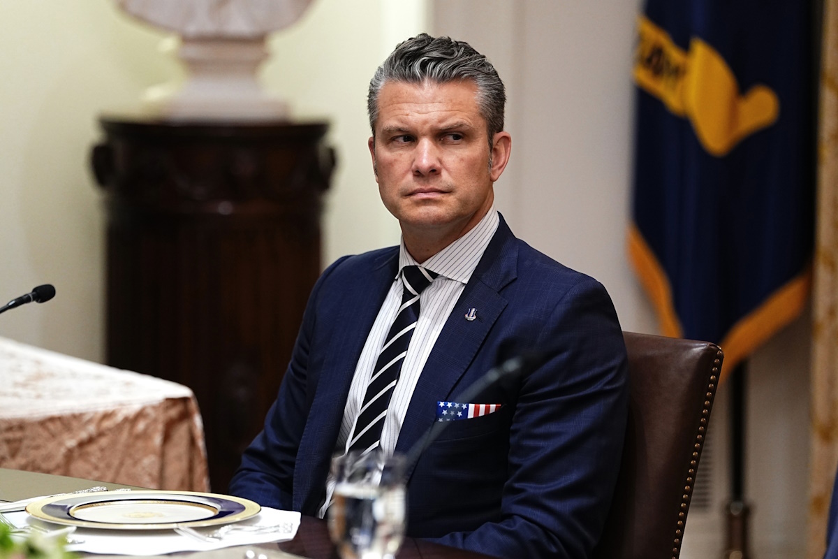 Hegseth ostrzega: „To jest moment jak w 1939 roku”
