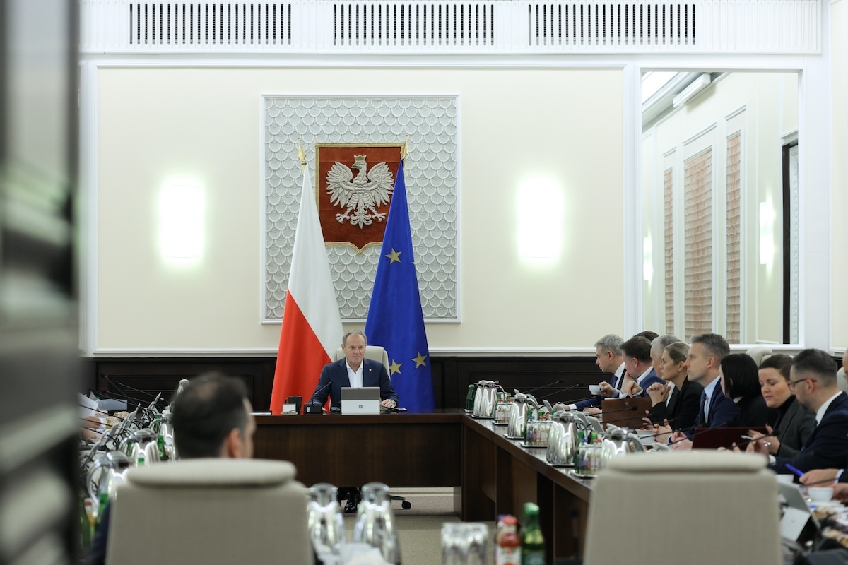 Tusk zapewnił ministrom darmowe mieszkania. Gorąco w sieci!