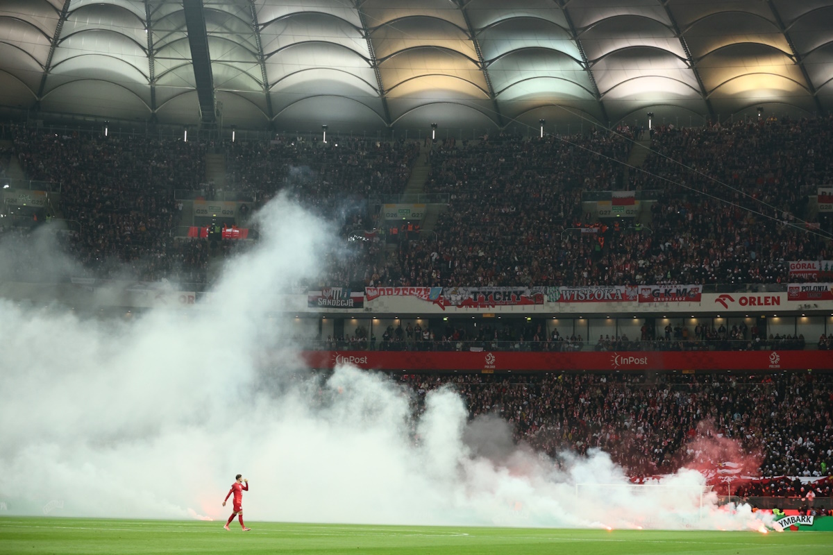 wiadomości,aktualności,wPolityce.pl PZPN reaguje ws. rac na Narodowym. 