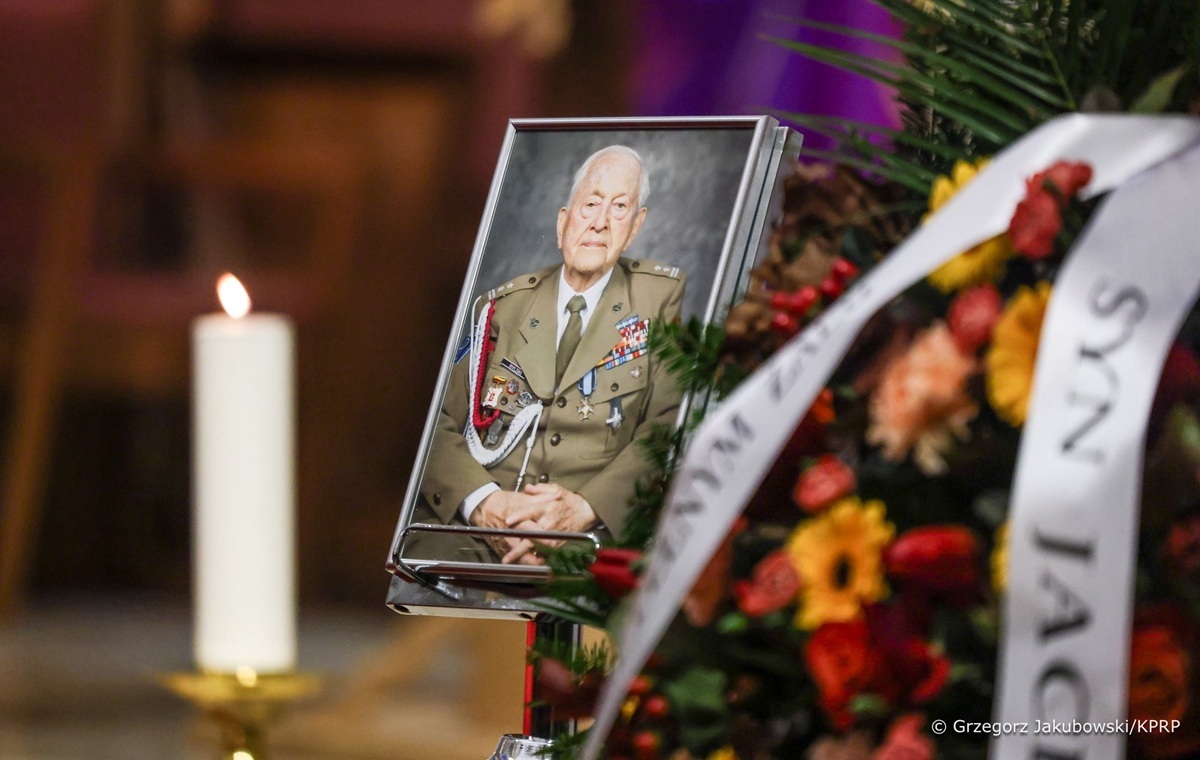 Uroczystości pogrzebowe pułkownika Rylskiego.List prezydenta