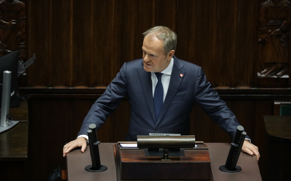 Tusk o dywersji: Ustalono tożsamość 2 odpowiedzialnych osób