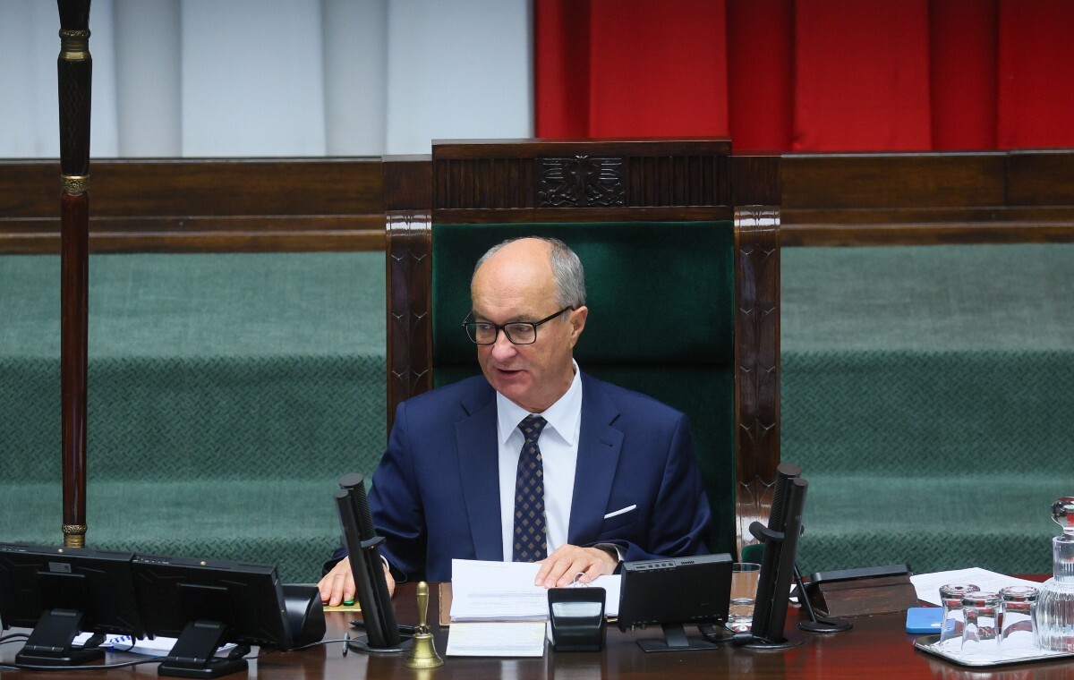 Sarzyńska: Czarzasty chce odbudować notowania lewicy