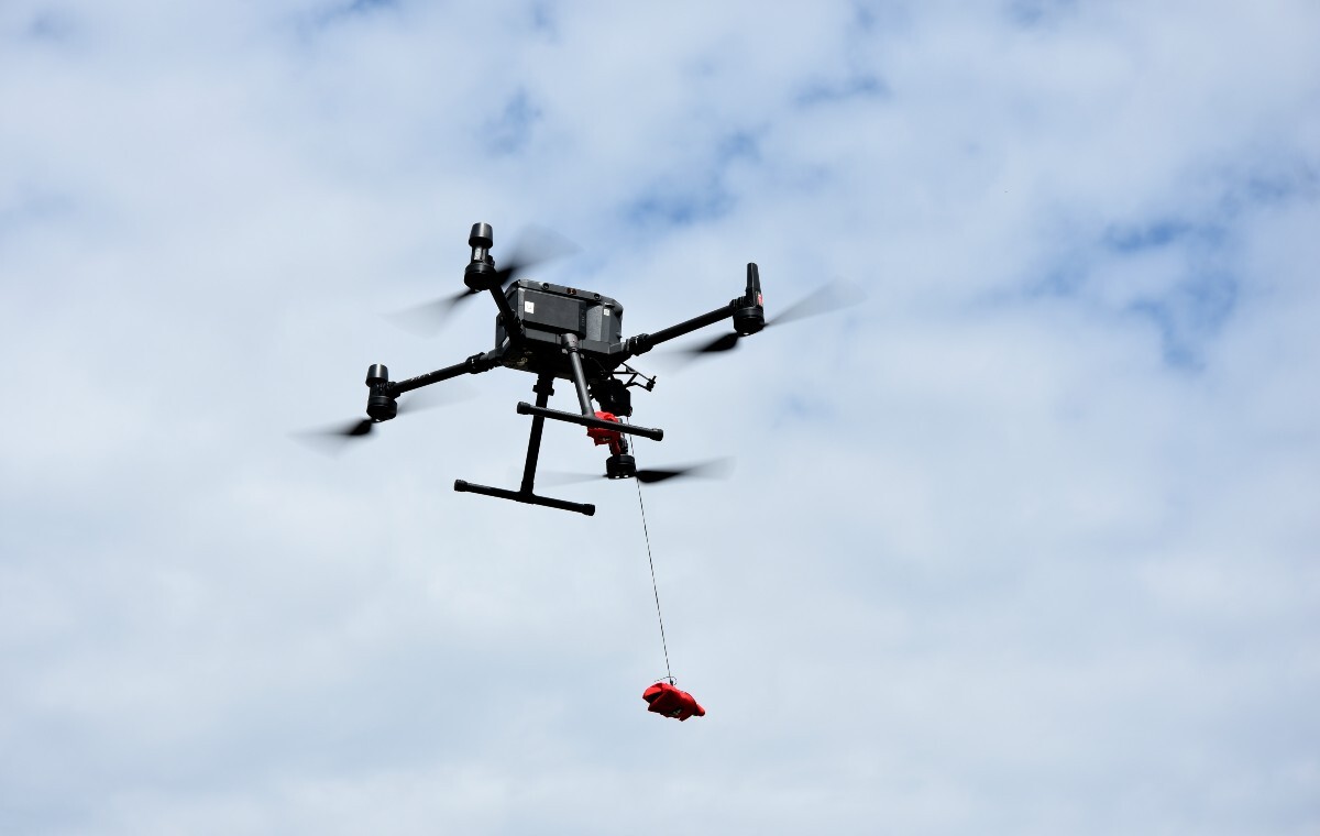 Uciekli z francuskiego więzienia. Piłę dostarczono im dronem