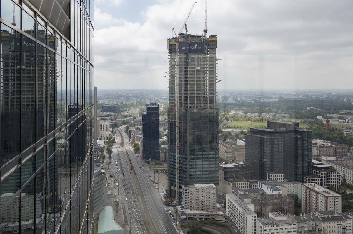 Alarmujący raport NBP. Drastyczny spadek napływu inwestycji