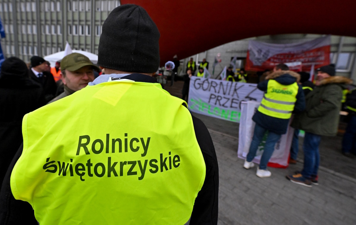 Protest rolników w Kielcach. Złożyli petycję do rządu Tuska