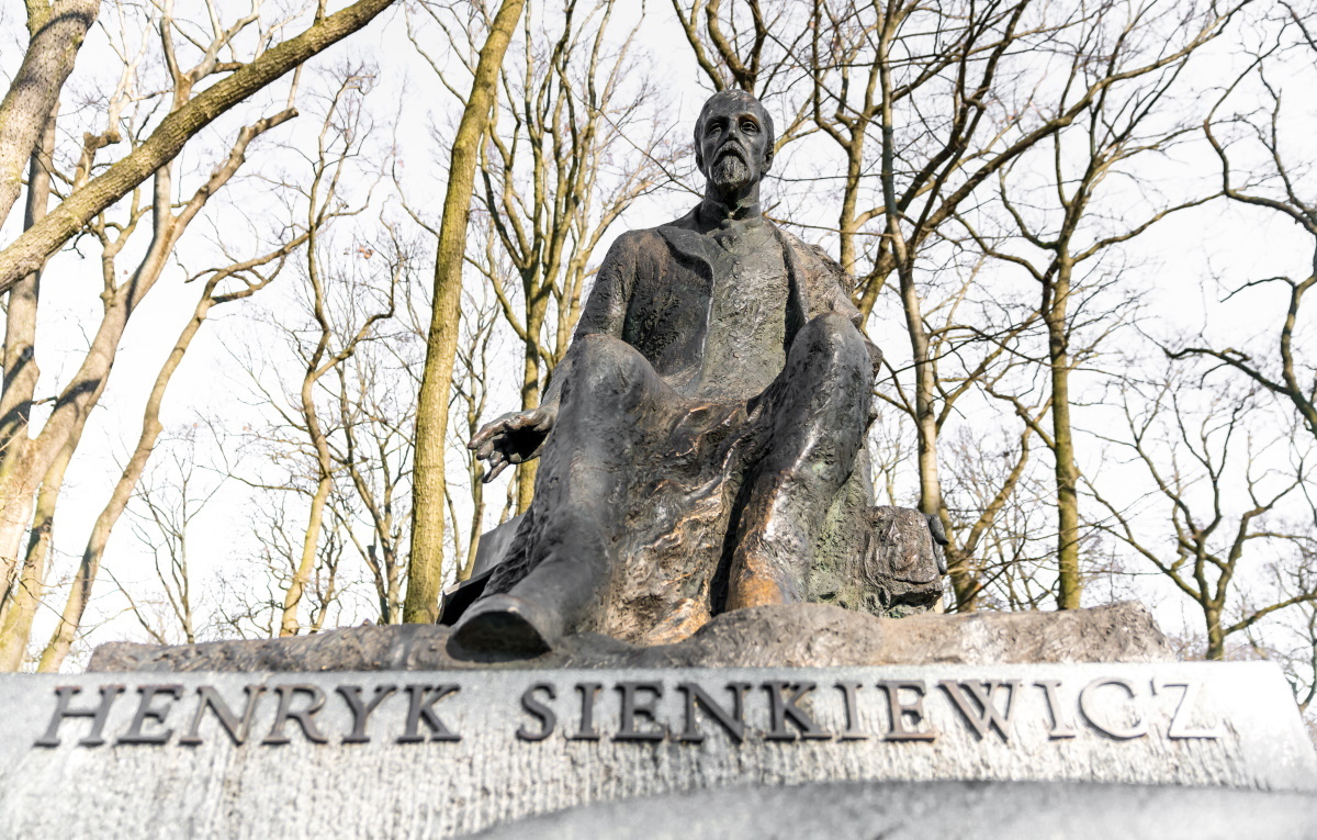 wiadomości,aktualności,wPolityce.pl To słowo jest z nami już 125 lat! A wymyślił je Sienkiewicz!