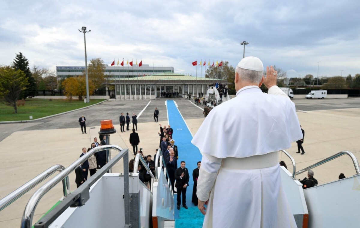 wiadomości,aktualności,wPolityce.pl Papież Leon XIV jest już w Libanie! Spotka się z władzami