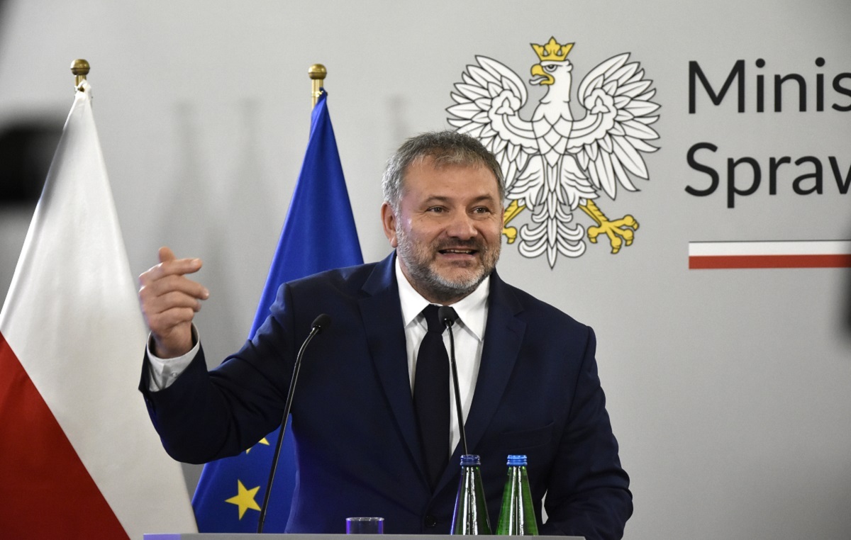 Żurek zdelegalizuje partię Brauna? "Muszę mieć pewność"