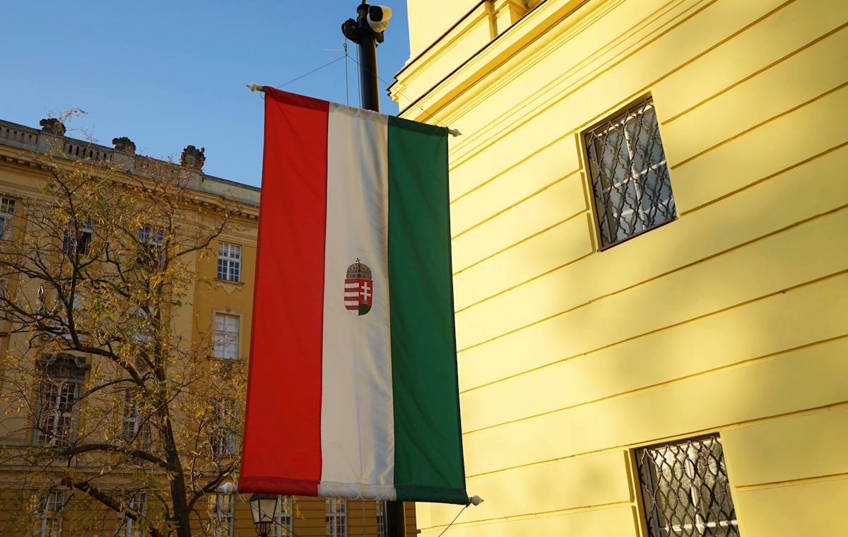 Fidesz odrabia straty. Partia Orbana zbliża się do TISZA