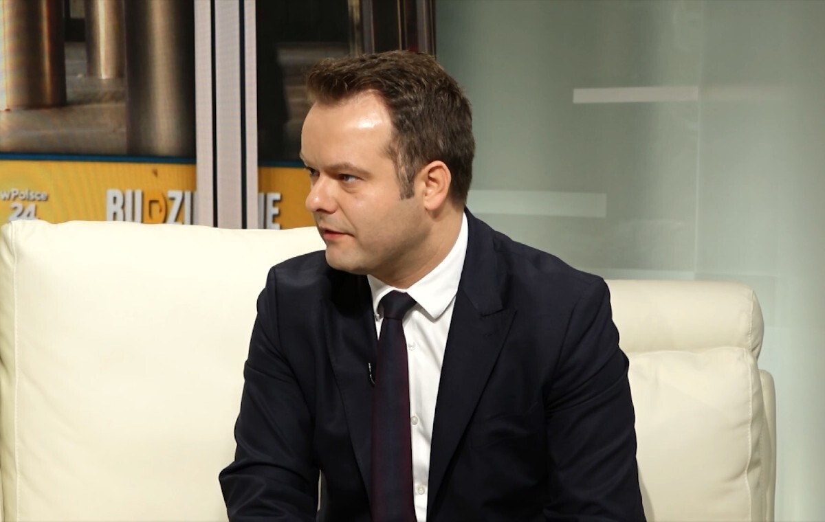 Bochenek: Papy bardziej interesuje los zwierząt niż ludzi