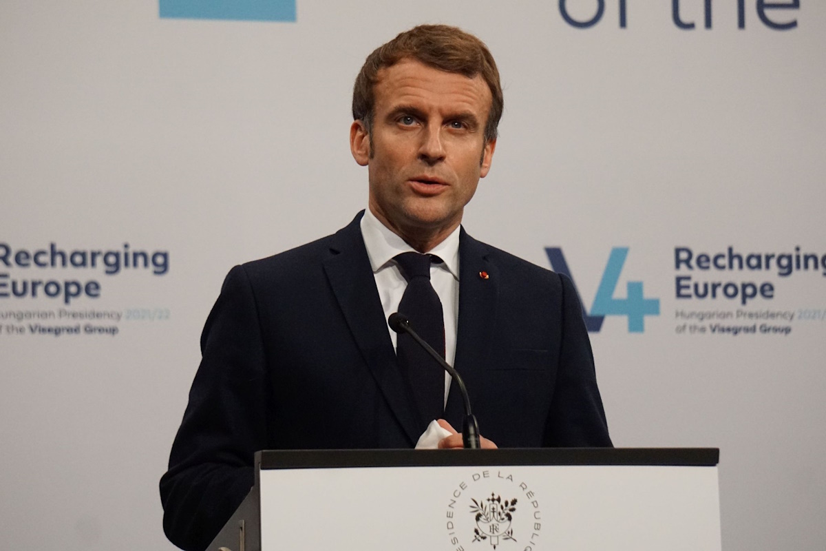 Macron pręży muskuły. Grozi Chinom wprowadzeniem ceł