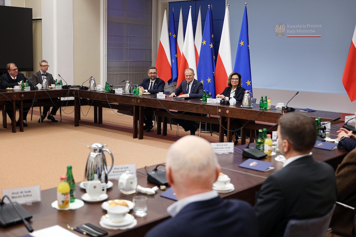 Apel rektorów do Tuska ws. polskiej nauki