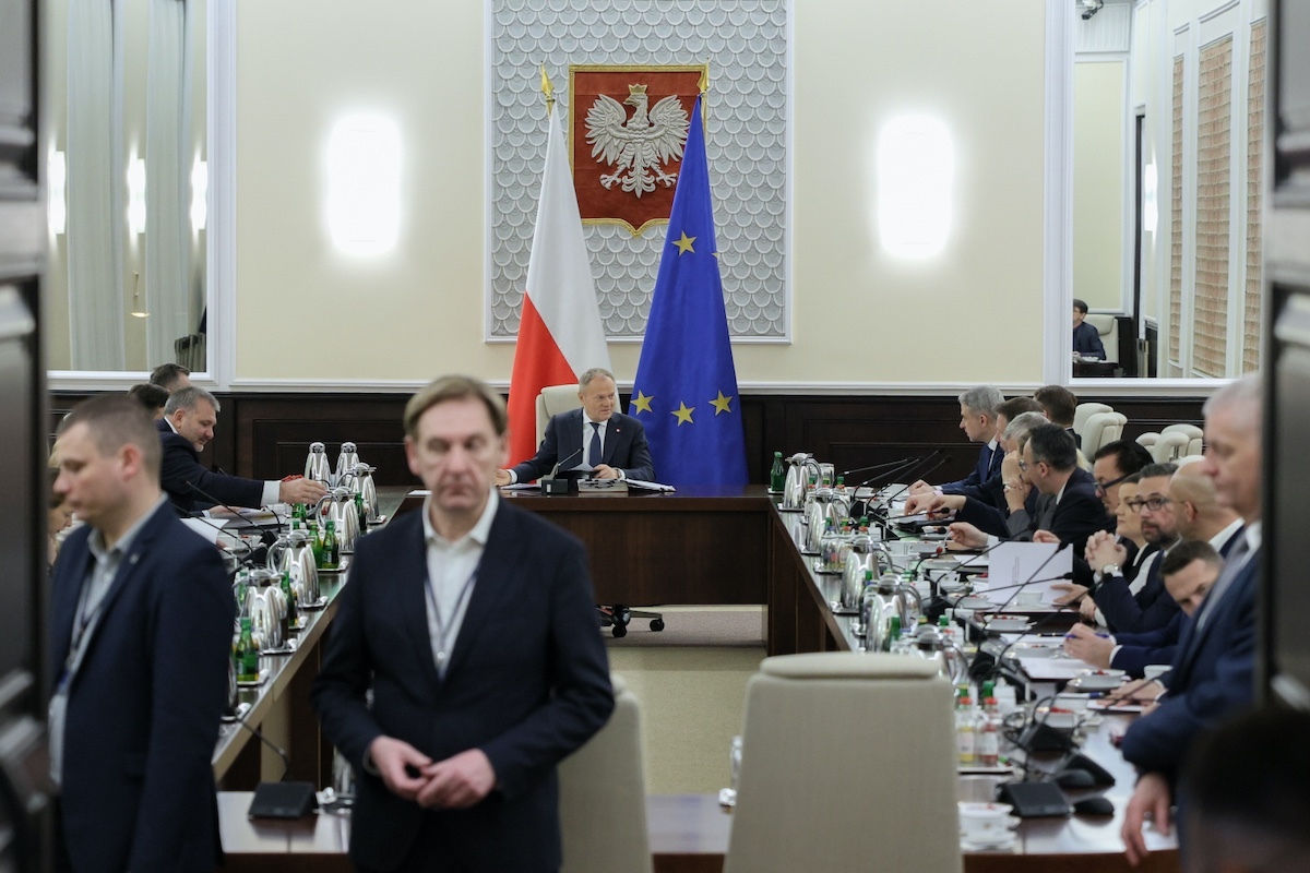 Ponad połowa Polaków negatywnie ocenia pracę rządu!