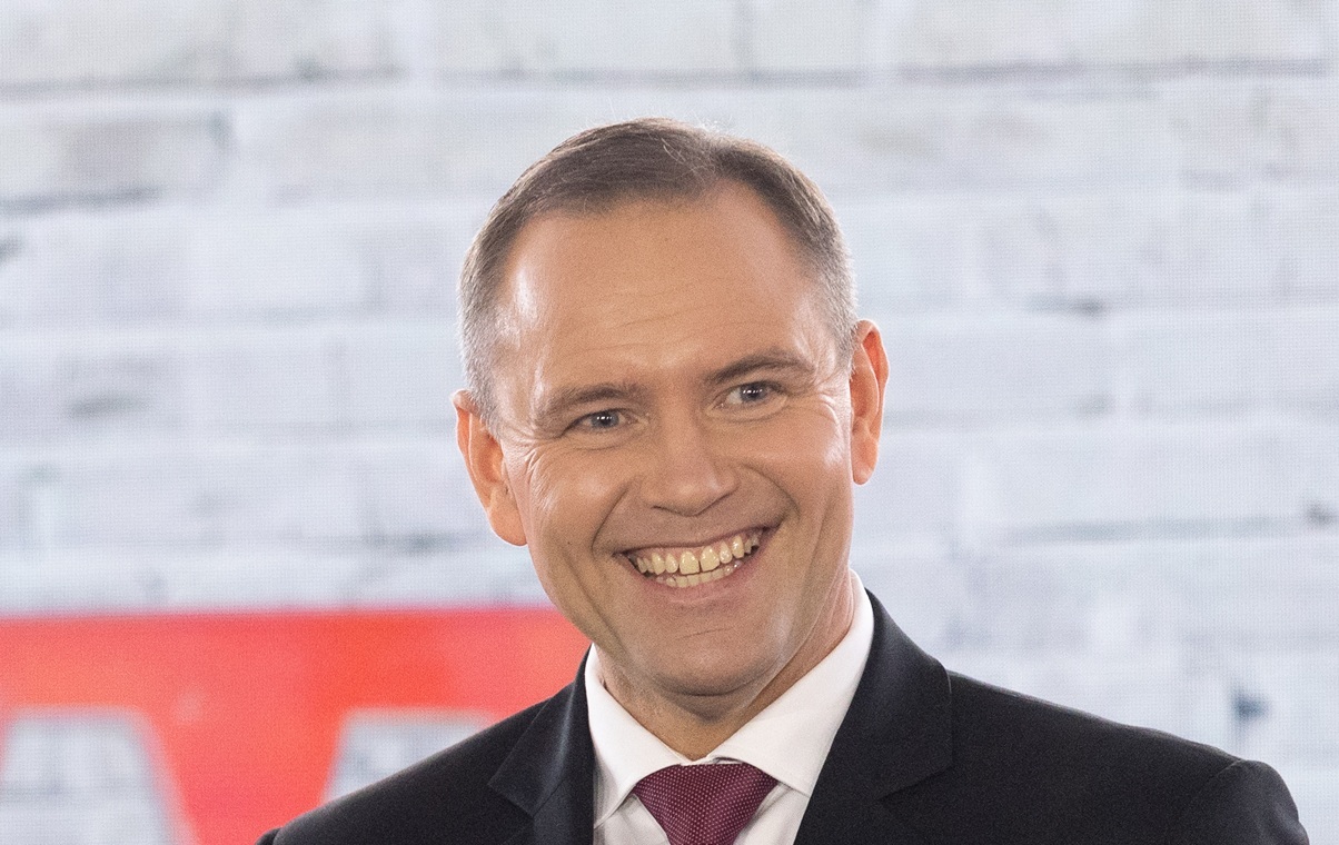 Polacy zdecydowanie lepiej oceniają prezydenta niż Sejm