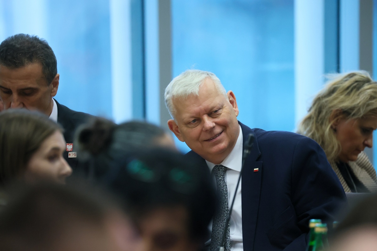 Komisja kultury, Suski nie wytrzymał: Do widzenia debile