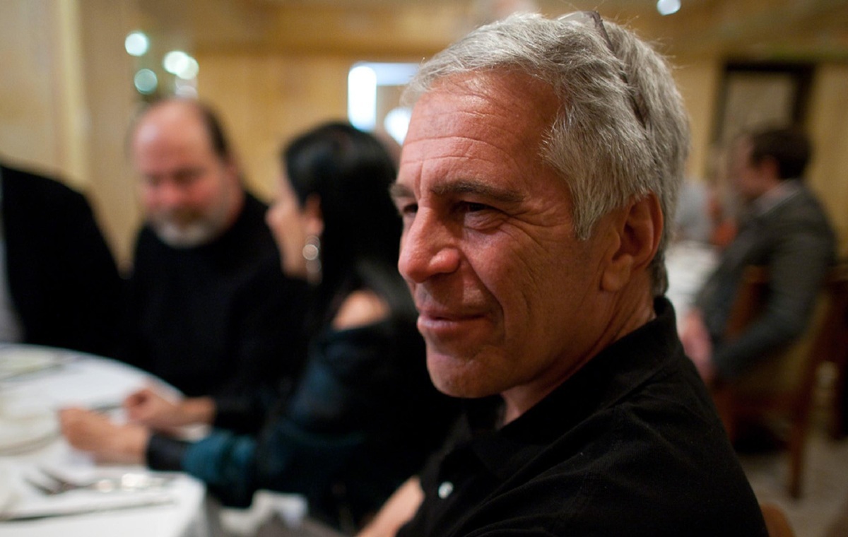 Opublikowano tysiące dokumentów dotyczących sprawy Epsteina!