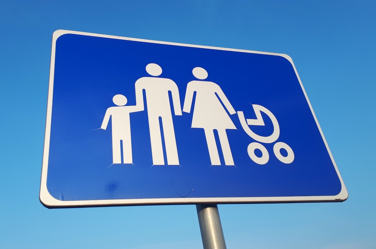 Burza we Włoszech po decyzji sądu ws. 13-letniego dziecka