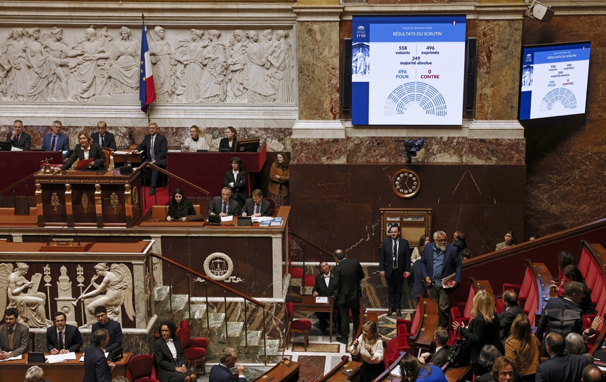 Pat ws. francuskiego budżetu. Przyjęto ustawę specjalną