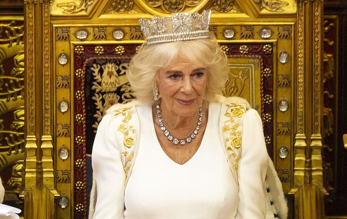 Porażające! Królowa Kamila ofiarą napaści seksualnej