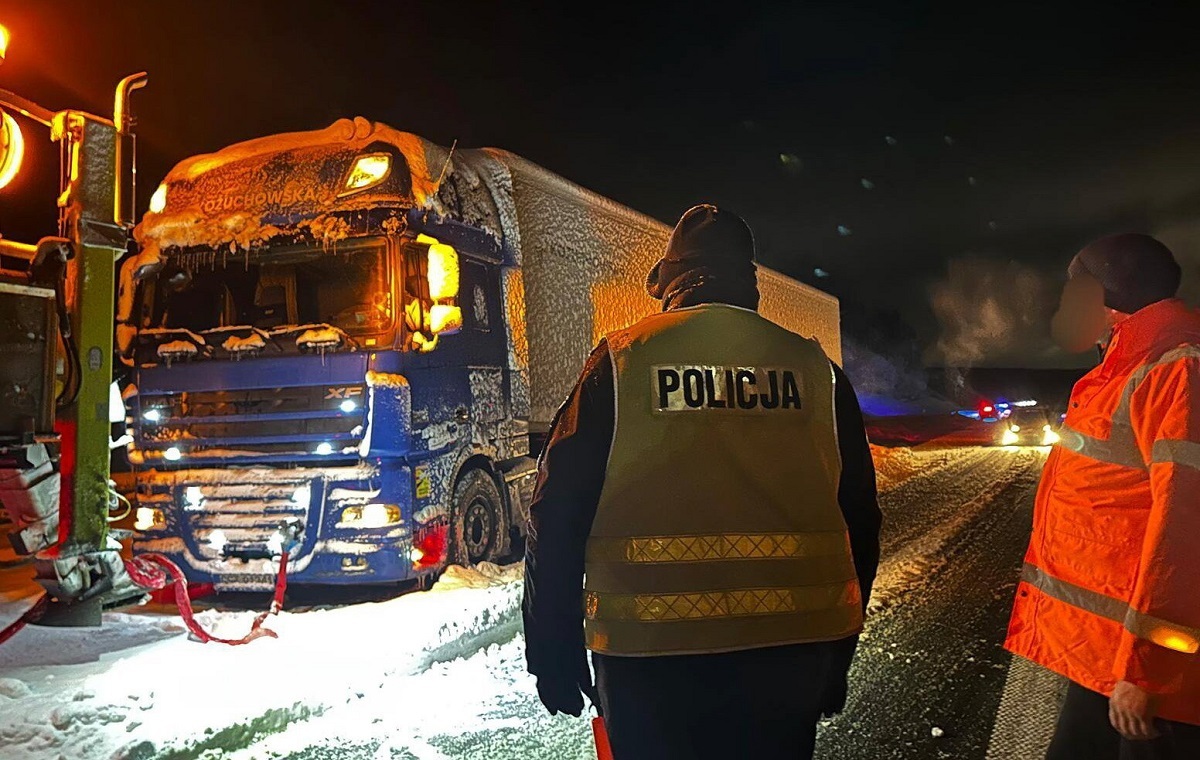 Ludzie Tuska uderzyli w kierowców. Przewoźnicy odpowiadają