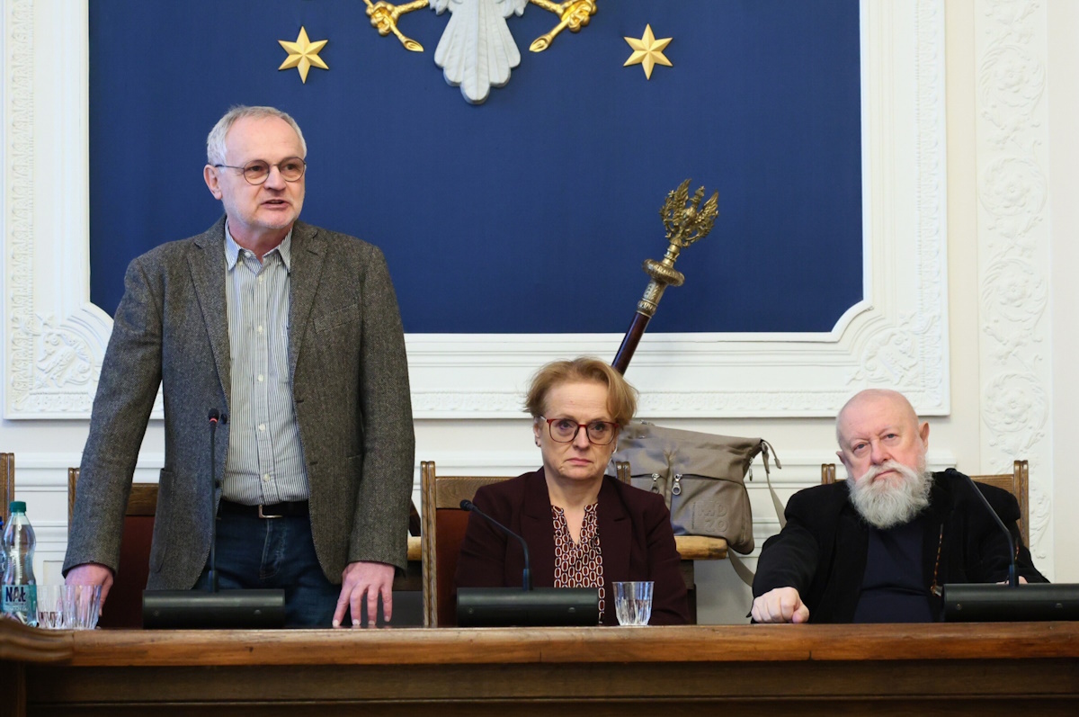 Poznaliśmy "Słowo Roku" 2025. Zwycięzcą okazał się "dron"