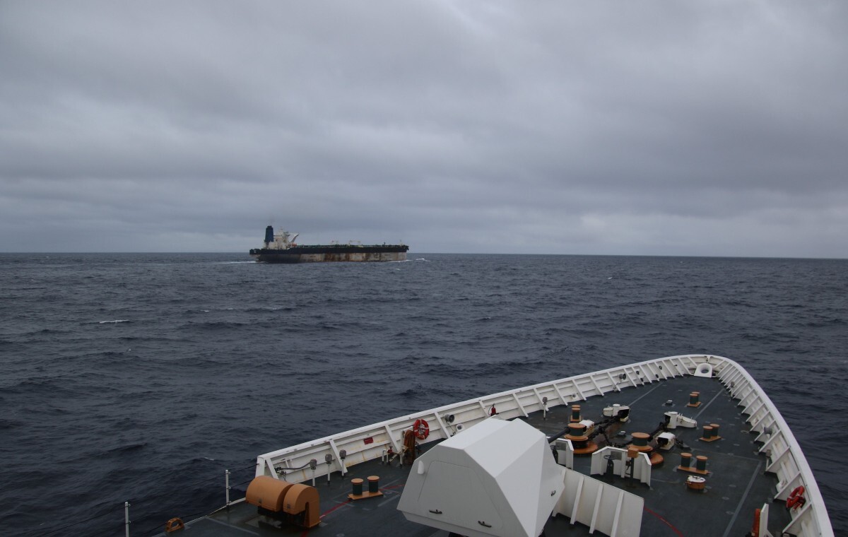 USA przejęły kontrolę nad tankowcem Olina na Karaibach!