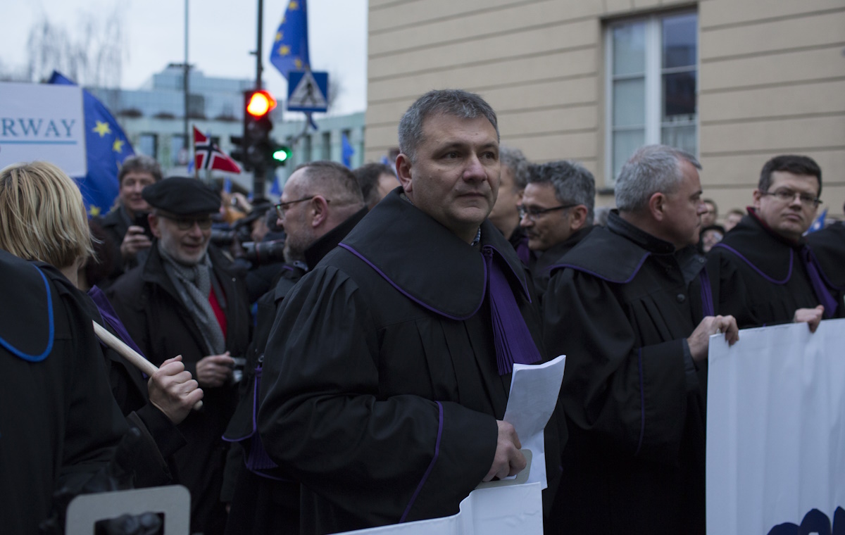 Propaganda Żurka. Chwali się rocznicą "marszu tysiąca tóg"