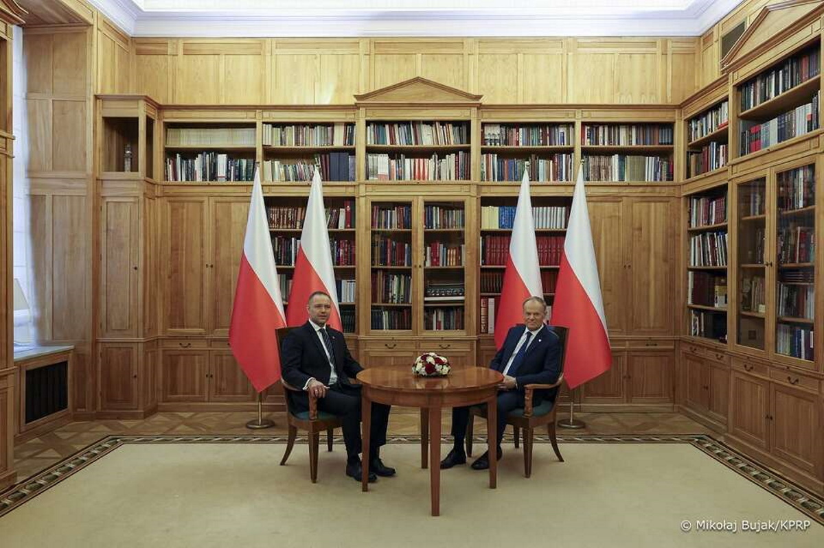 Polacy chcą współpracy premiera z prezydentem! SONDAŻ
