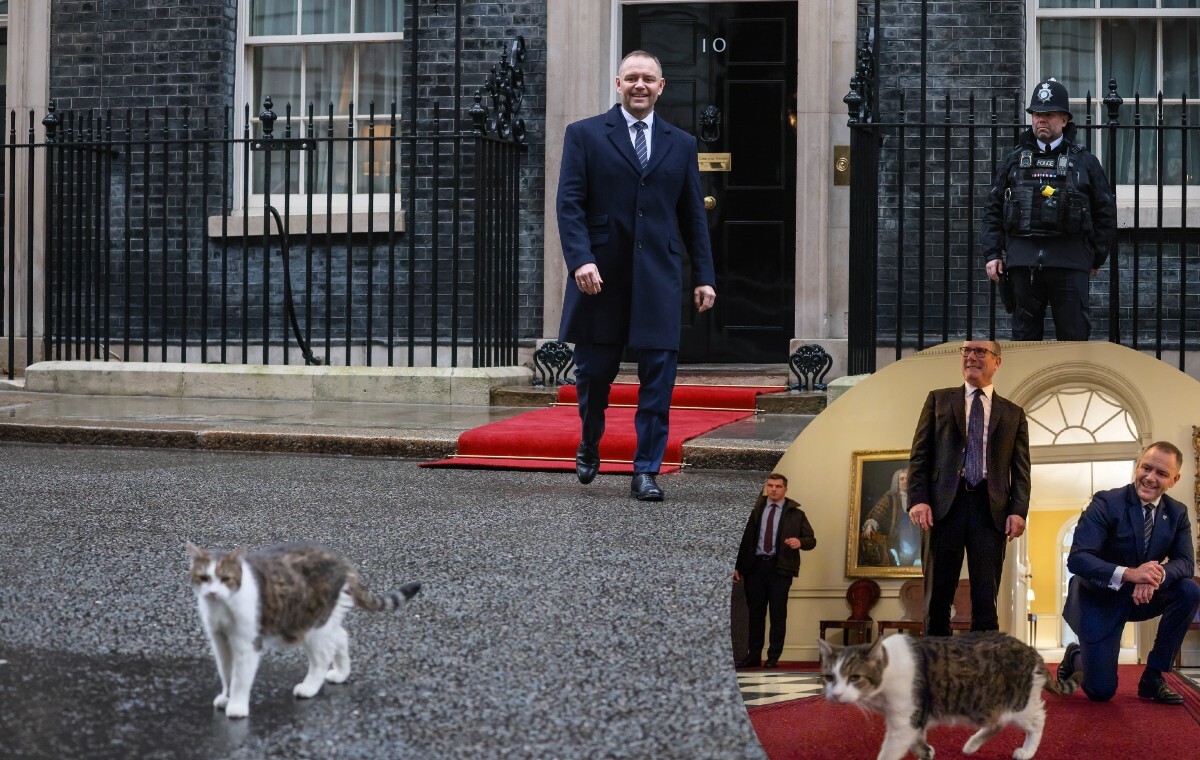 Prezydentowi Nawrockiemu "towarzyszył" słynny kot Larry!