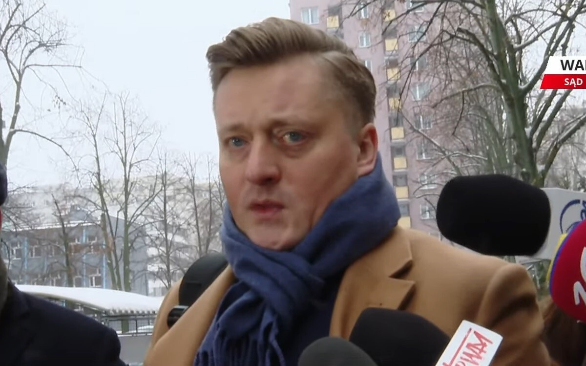 Mec. Lewandowski o zmianie sędziego ws. Ziobry: Skandal